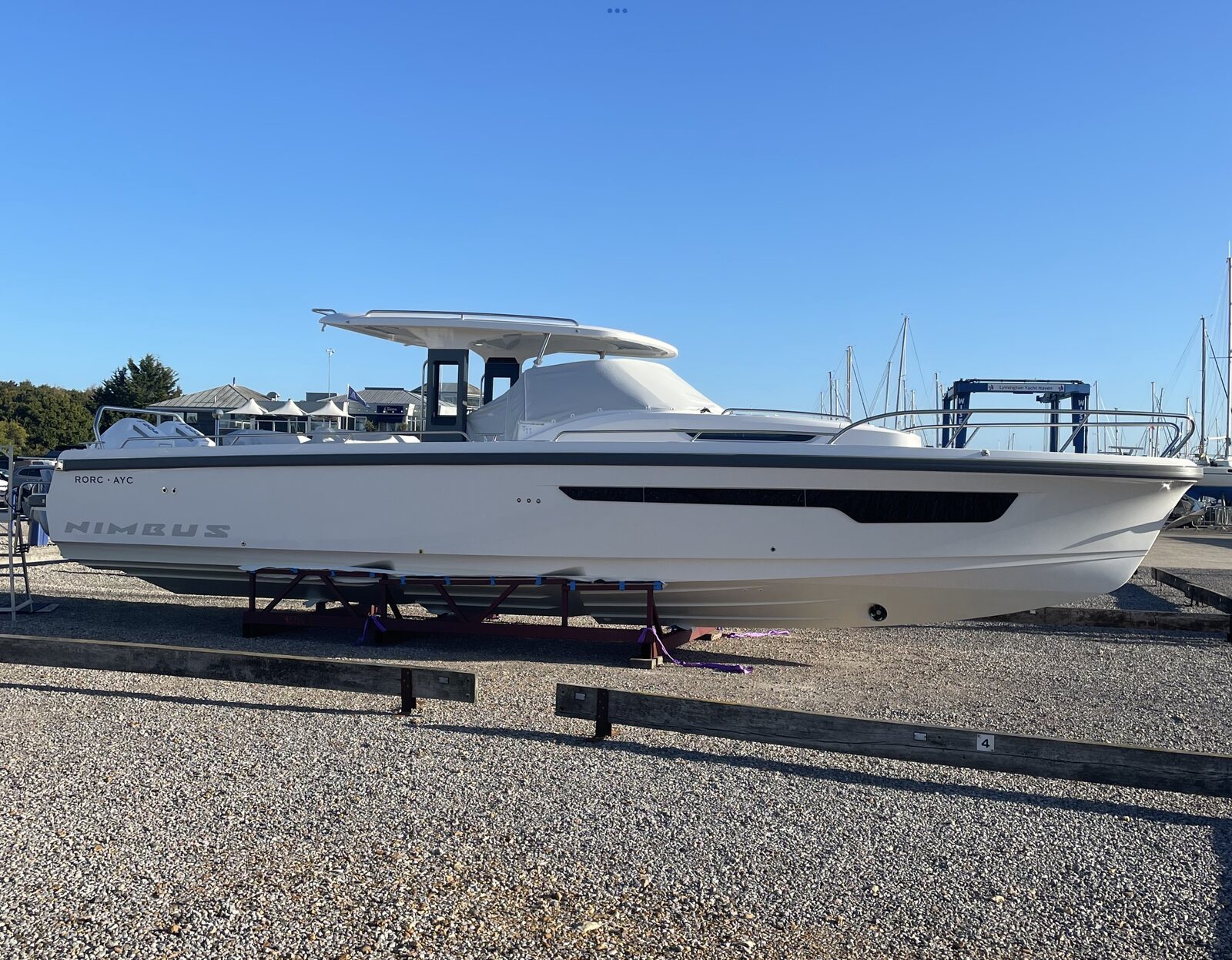 Coated Nimbus W11 day boat broadside